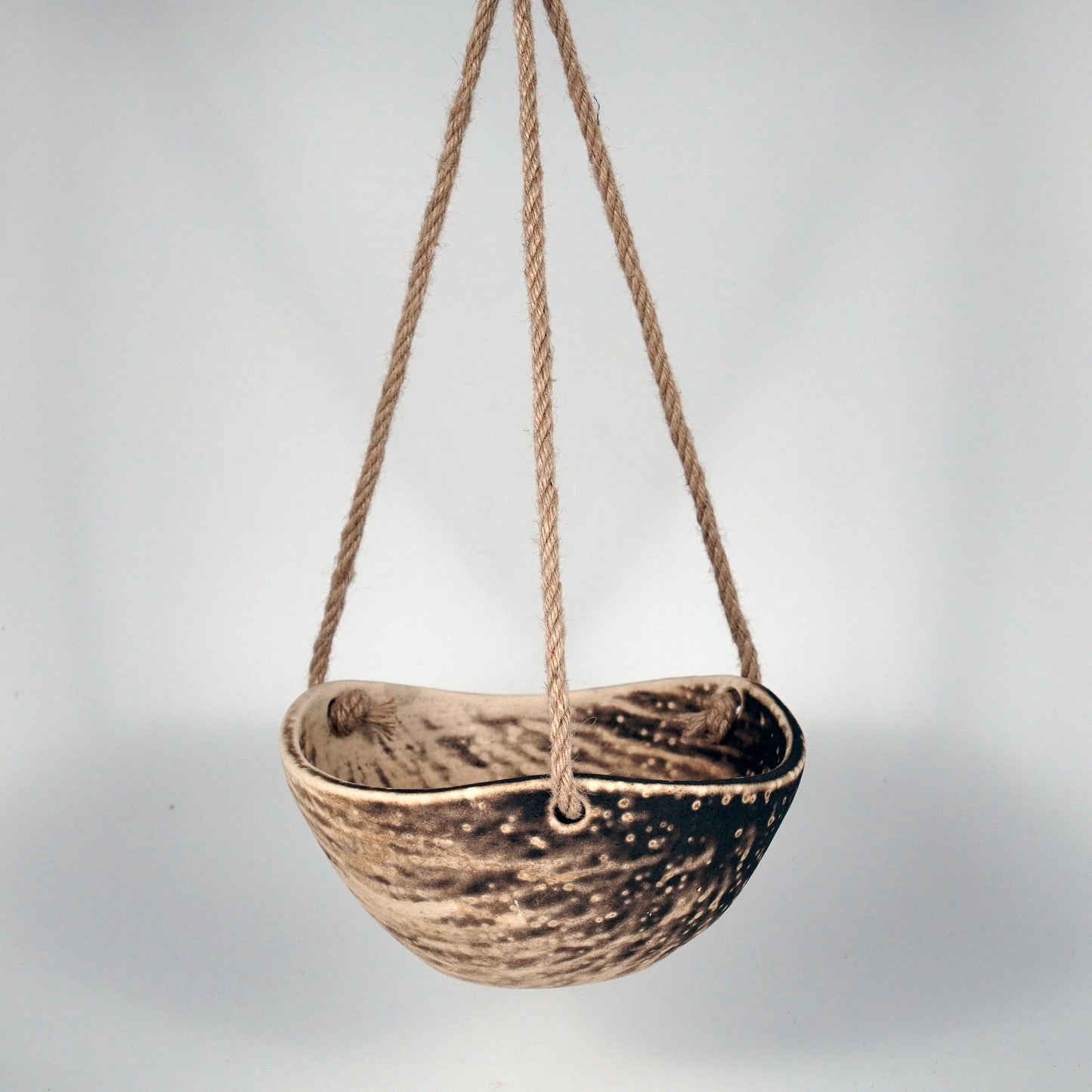 RAAQUU Niwa indoor hanging planter pot