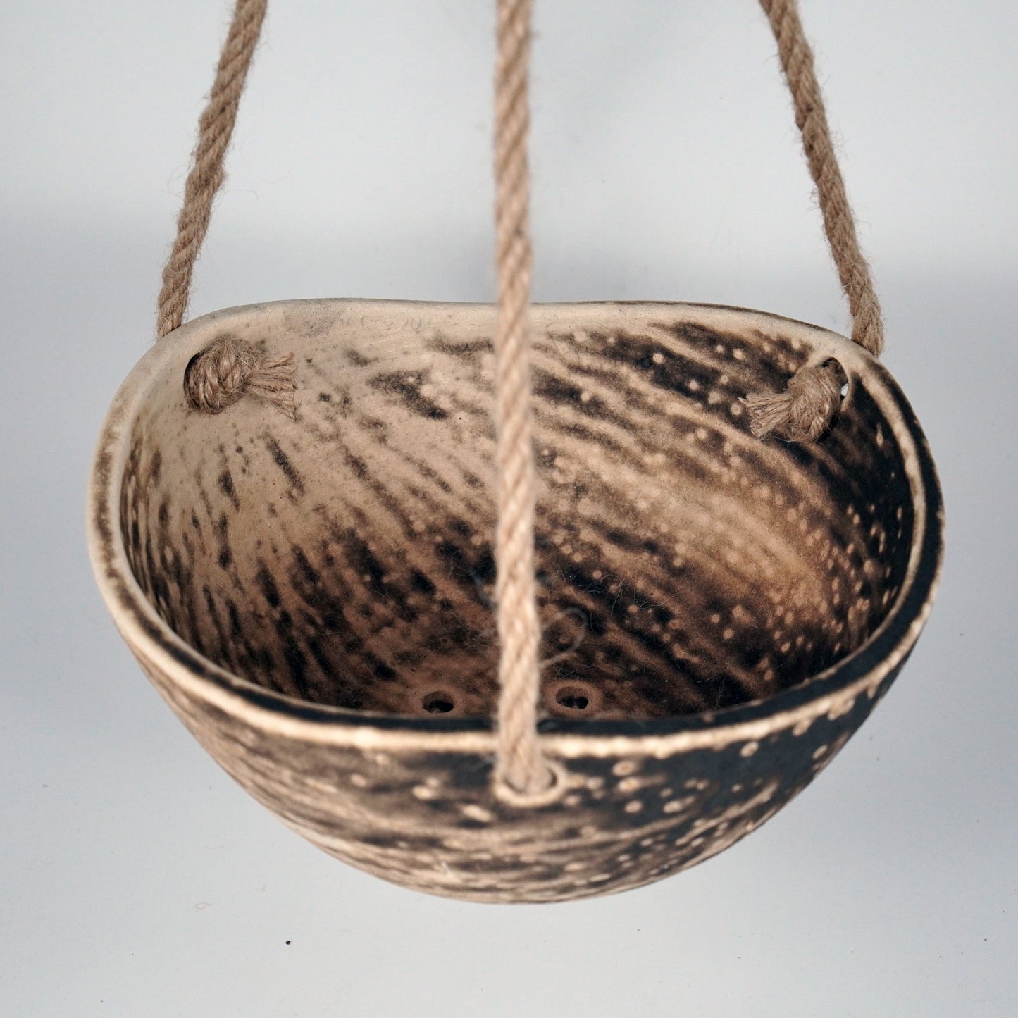 RAAQUU Niwa indoor hanging planter pot