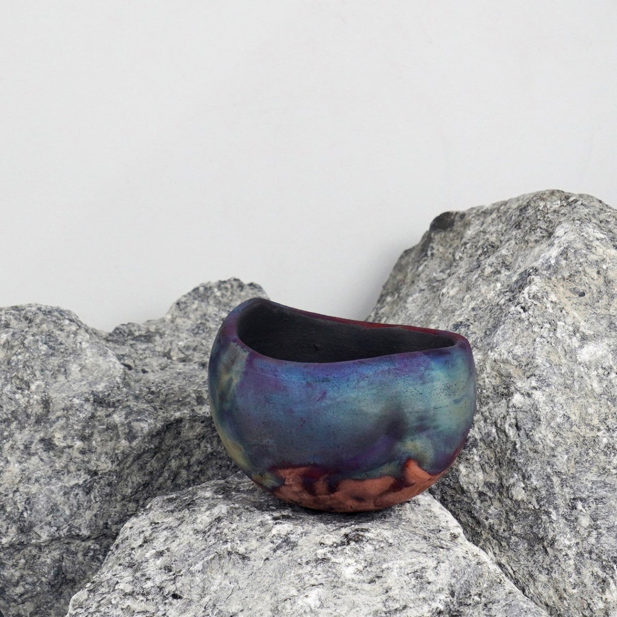Hikari Ceramic Raku Pottery Vase - RAAQUU