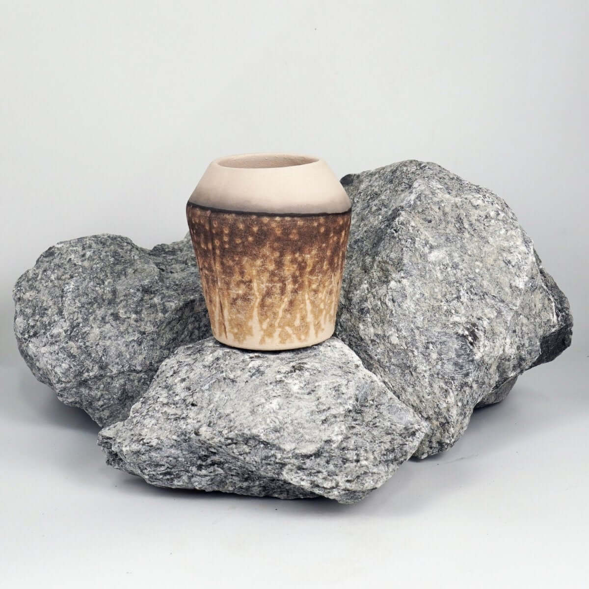 Hoseki Ceramic Raku Pottery Vase - RAAQUU
