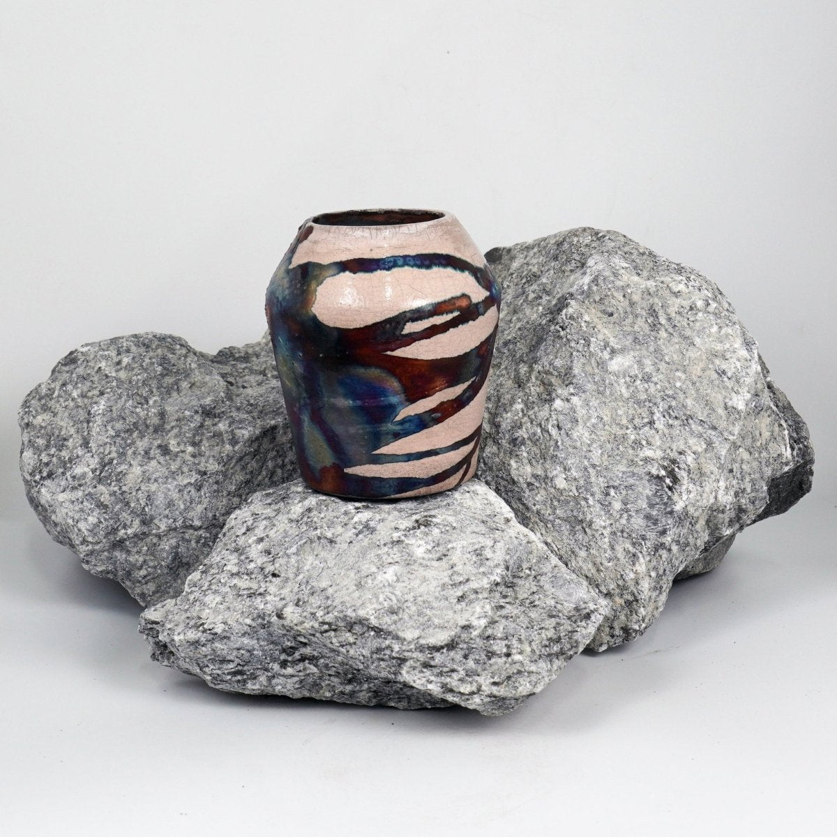 Hoseki Ceramic Raku Pottery Vase - RAAQUU