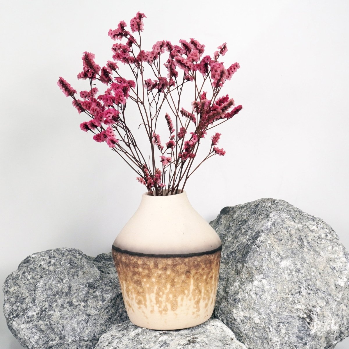 Inaka Ceramic Raku Pottery Vase - RAAQUU
