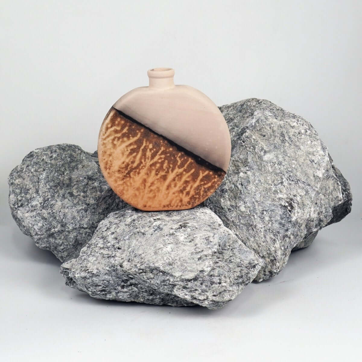 Kumo Ceramic Raku Pottery Vase - RAAQUU