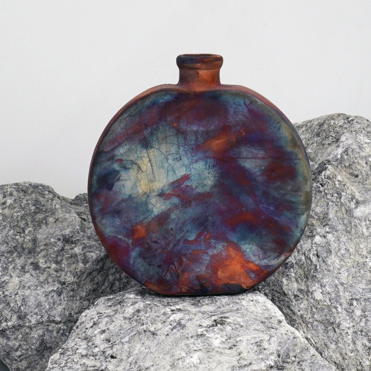 Kumo Ceramic Raku Pottery Vase - RAAQUU