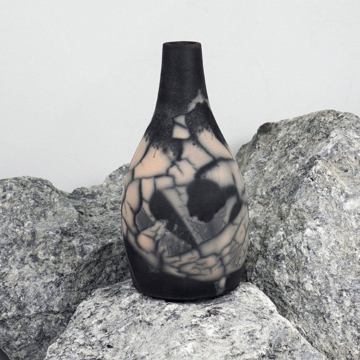 Natsu Ceramic Raku Pottery Vase - RAAQUU