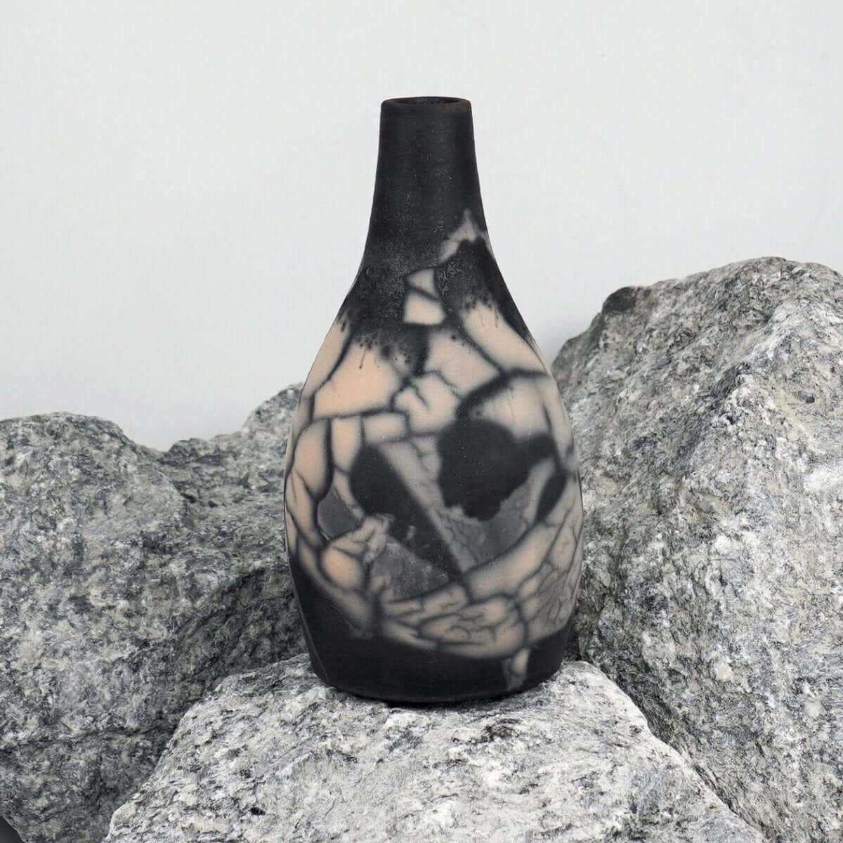 Natsu Ceramic Raku Pottery Vase - RAAQUU