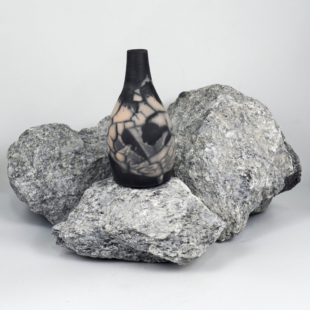 Natsu Ceramic Raku Pottery Vase - RAAQUU