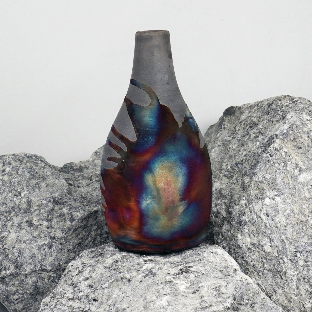 Natsu Ceramic Raku Pottery Vase - RAAQUU