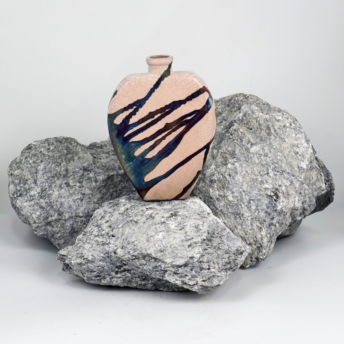 Nozomu Ceramic Raku Pottery Vase - RAAQUU