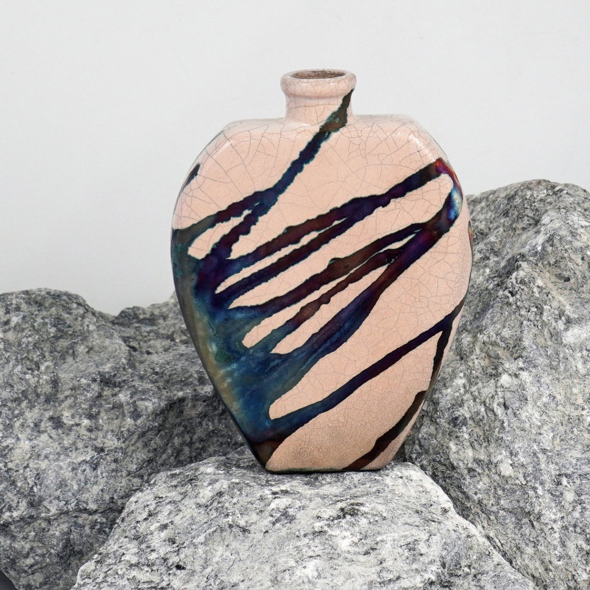 Nozomu Ceramic Raku Pottery Vase - RAAQUU