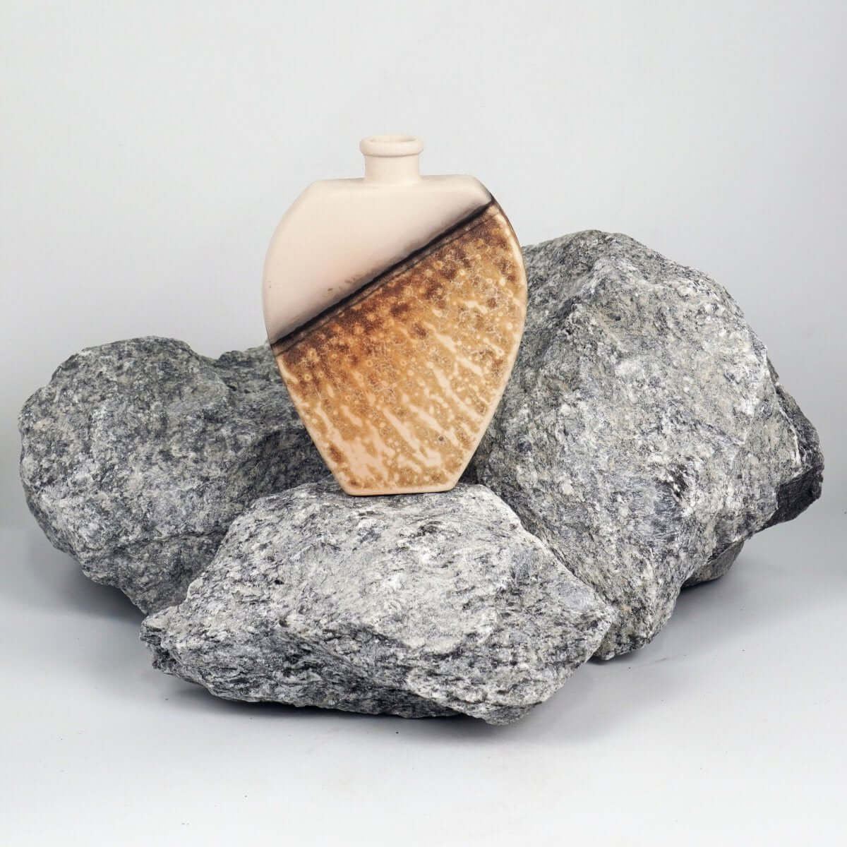 Nozomu Ceramic Raku Pottery Vase - RAAQUU