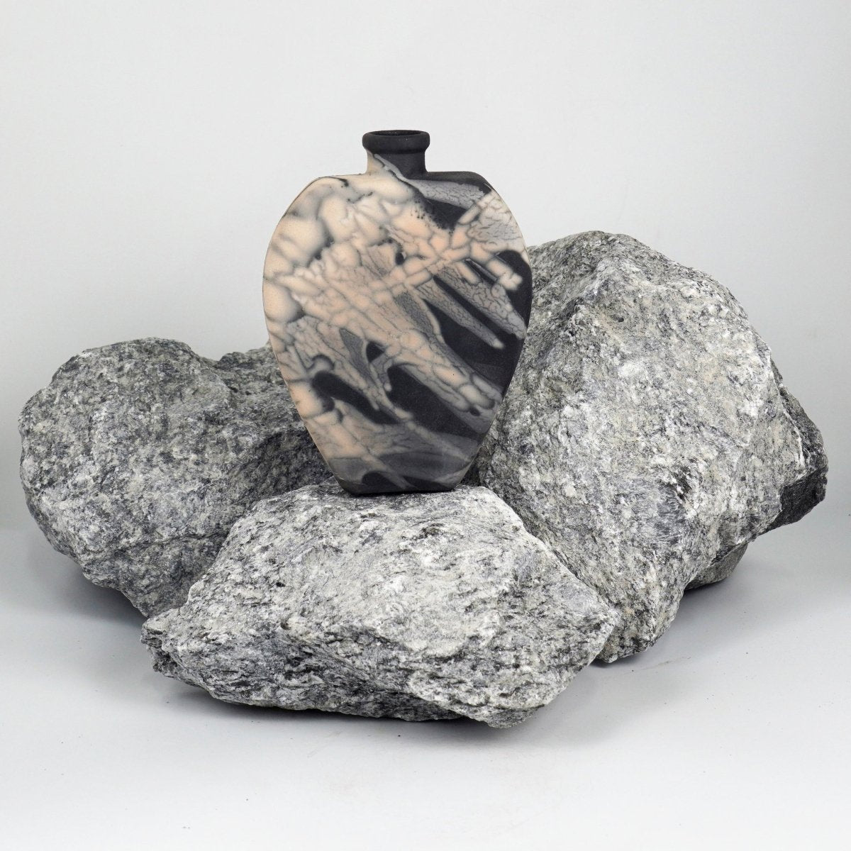 Nozomu Ceramic Raku Pottery Vase - RAAQUU