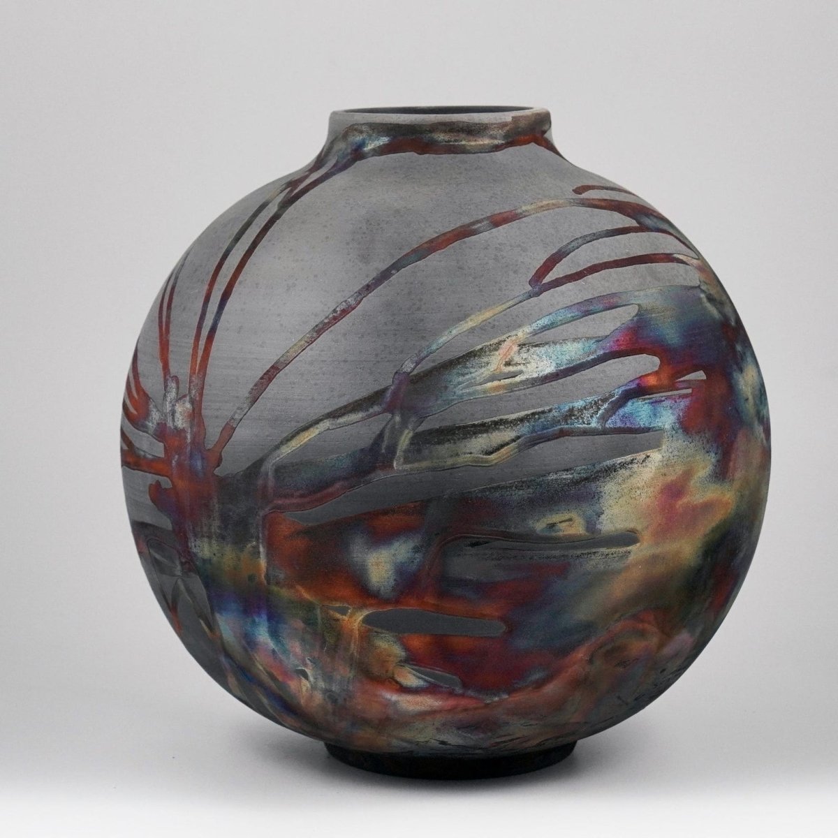 RAAQUU Large Globe Ceramic Vase Carbon Copper S/N0000580 11" Raku Pottery - RAAQUU