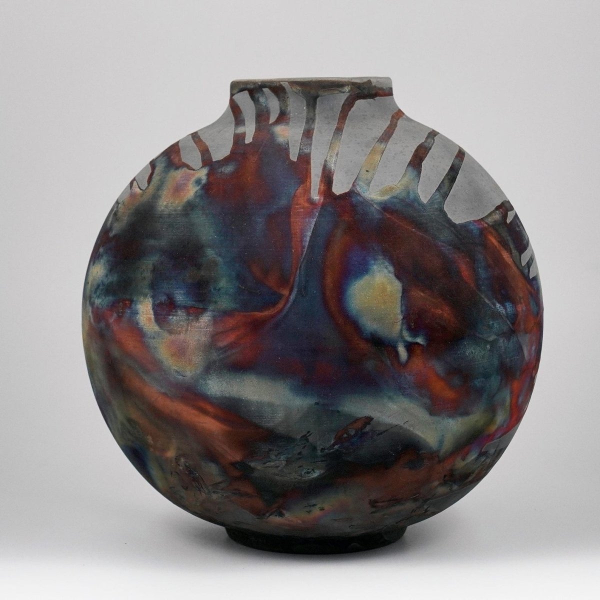 RAAQUU Large Globe Ceramic Vase Carbon Copper S/N0000580 11" Raku Pottery - RAAQUU