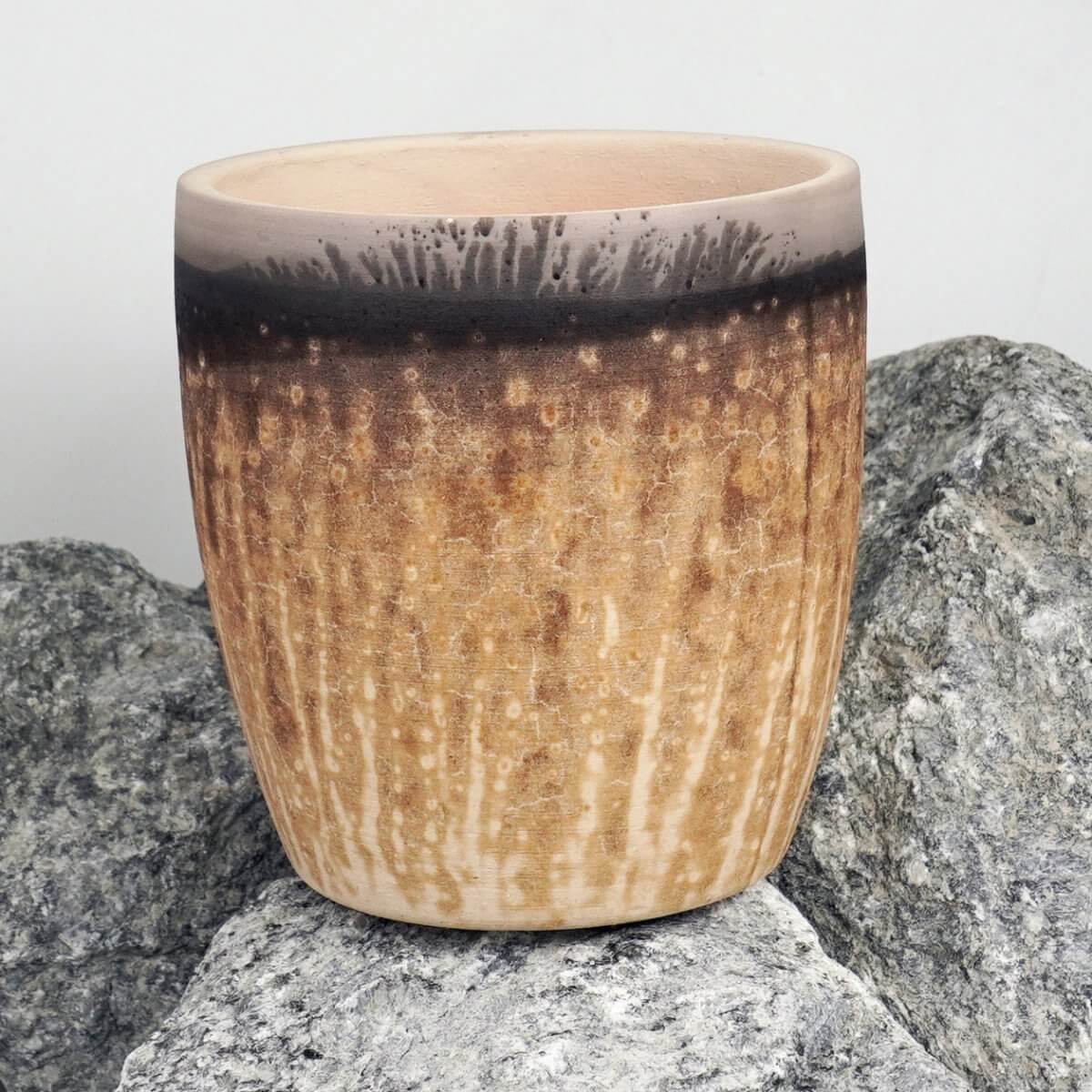 Seicho - Ceramic Raku planter pot for Indoor plants - RAAQUU