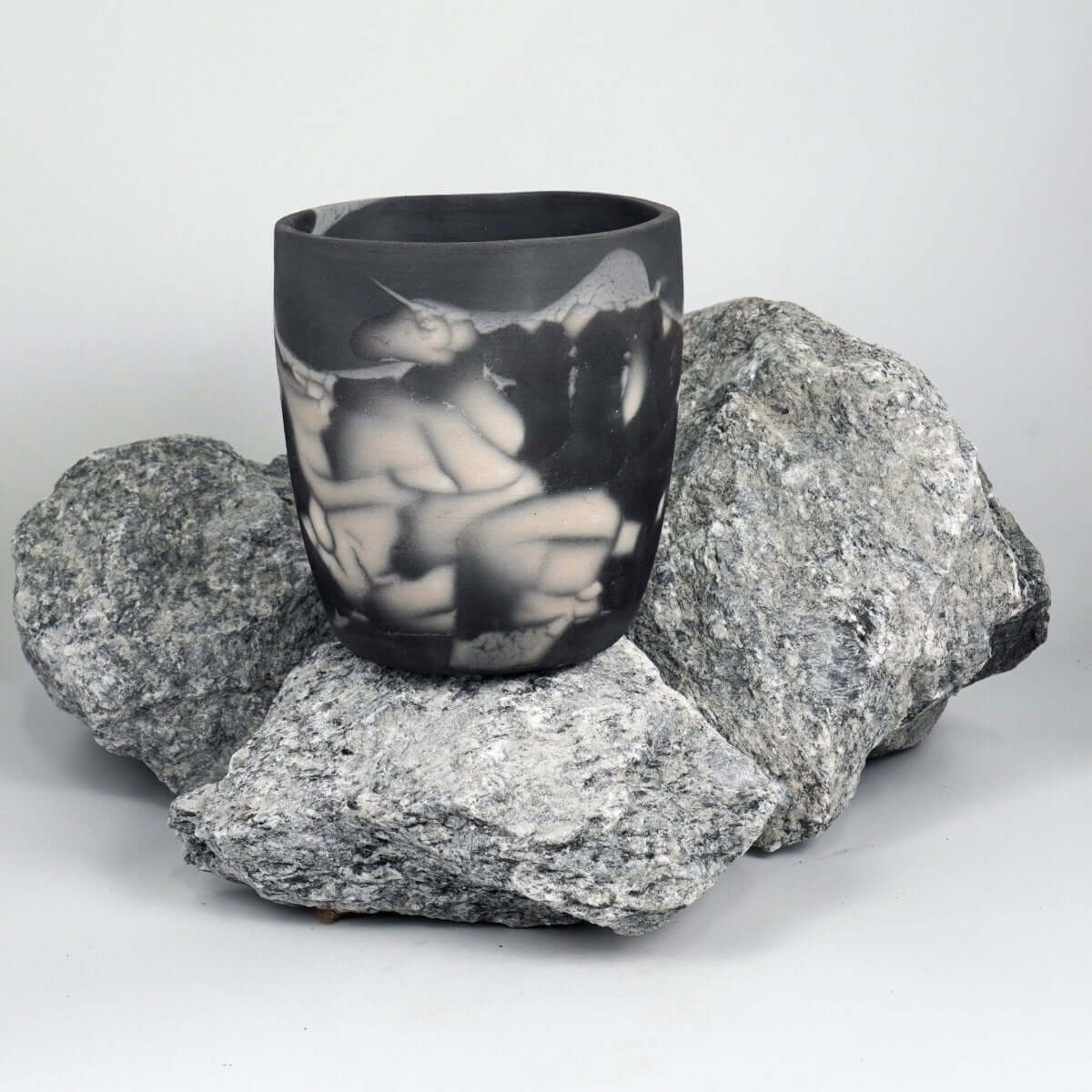Seicho - Ceramic Raku planter pot for Indoor plants - RAAQUU