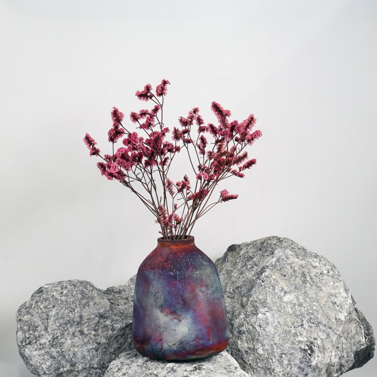 Suzu Ceramic Raku Pottery Vase - RAAQUU