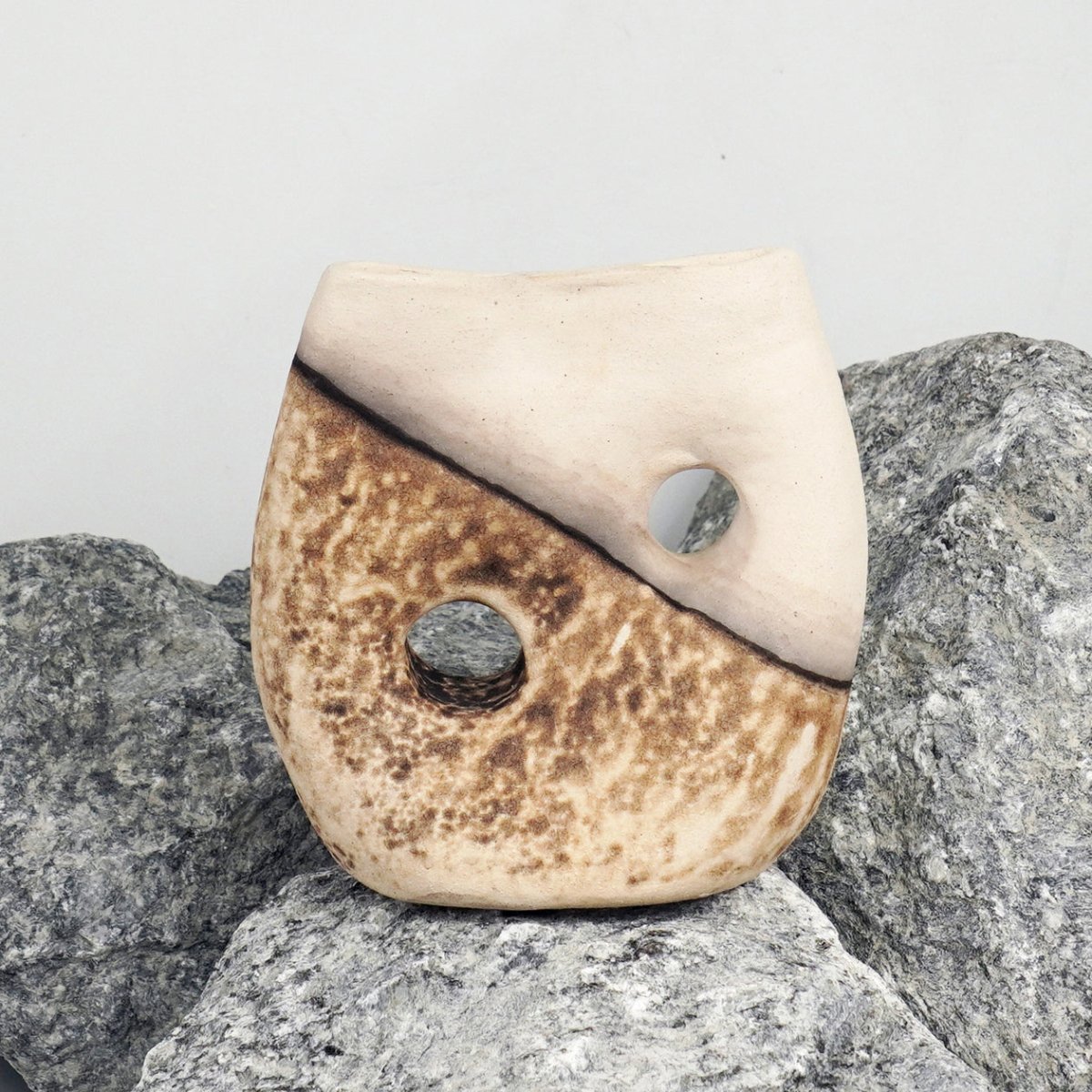 Umi Ceramic Raku Pottery Vase - RAAQUU
