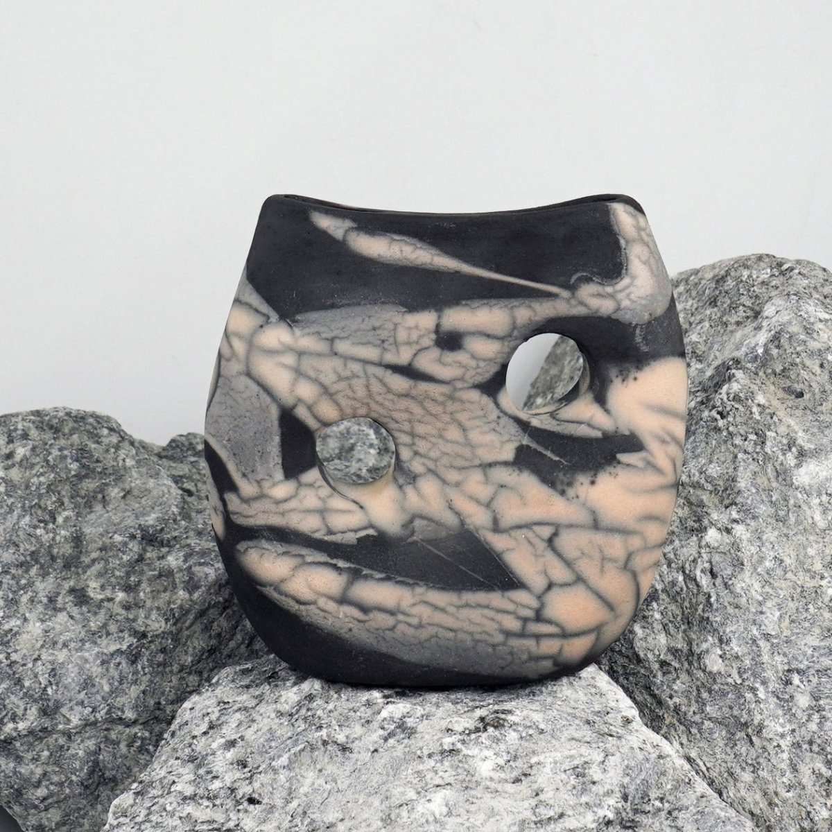 Umi Ceramic Raku Pottery Vase - RAAQUU