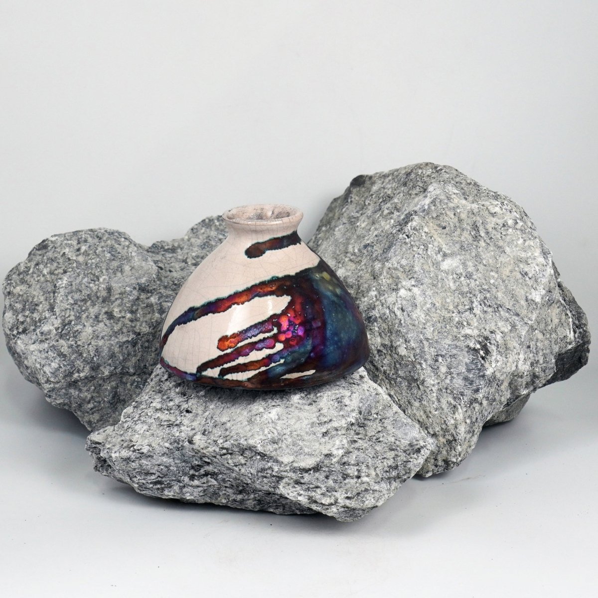 Yama Ceramic Raku Pottery Vase - RAAQUU