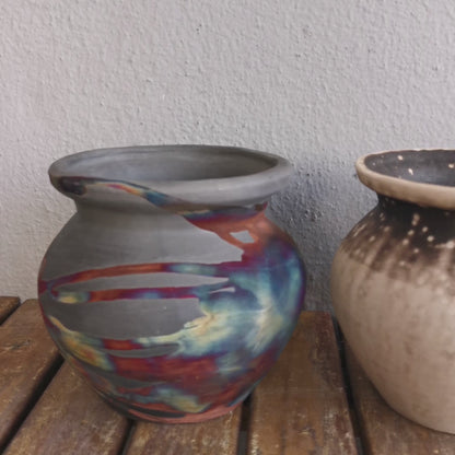 RAAQUU HOFU raku pottery vase