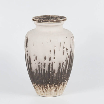 RAAQUU Omoide Ceramic Obvara Urn for Adult Remains/Ashes S/N8000029 - Raku Pottery 170 cubic inches Unique Handmade Cremation Vessel - RAAQUU