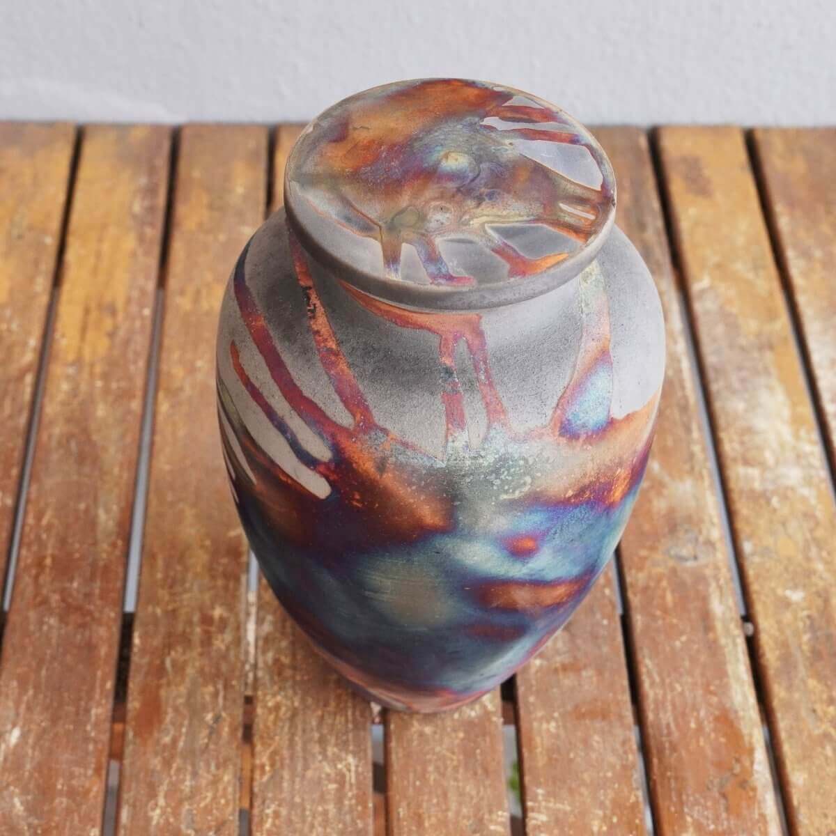 RAAQUU Omoide Ceramic Urn (Pre-Order) for Adult Remains - Raku Pottery 170 cubic inches Unique Handmade Cremation Vessel for Ashes, Pets, Cats, Dogs Unique Handmade ceramic pottery raku vases, urns, and home decor, sculptures, wall decor, gifts by Adil Gh