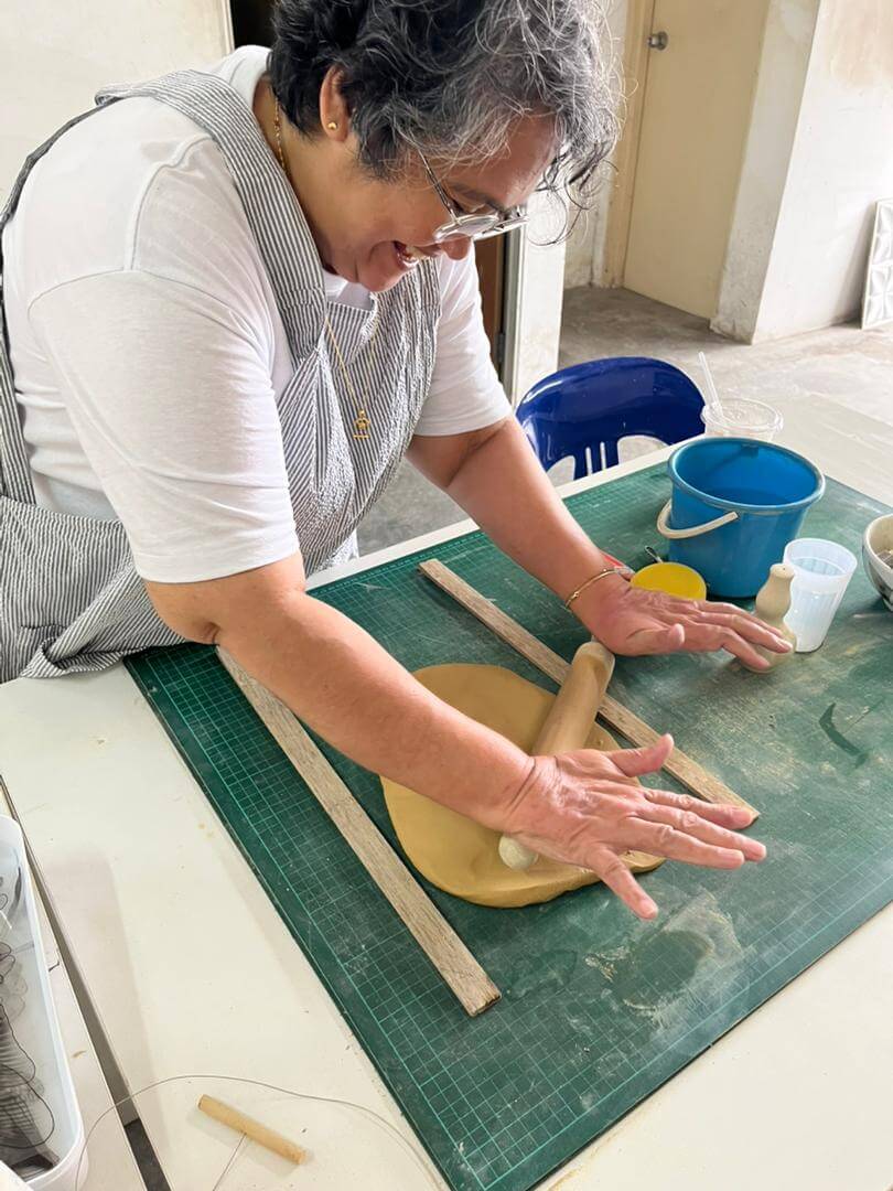 Pottery hand building class at RAAQUU