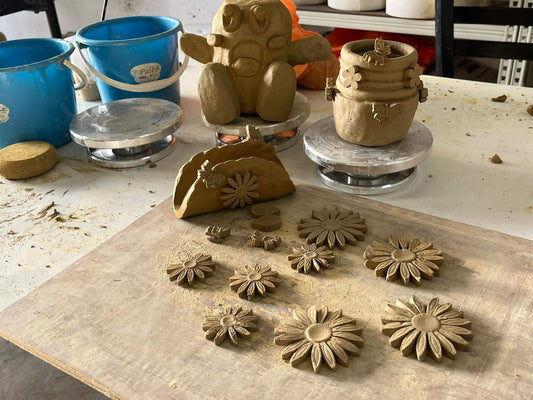 Pottery classes with RAAQUU