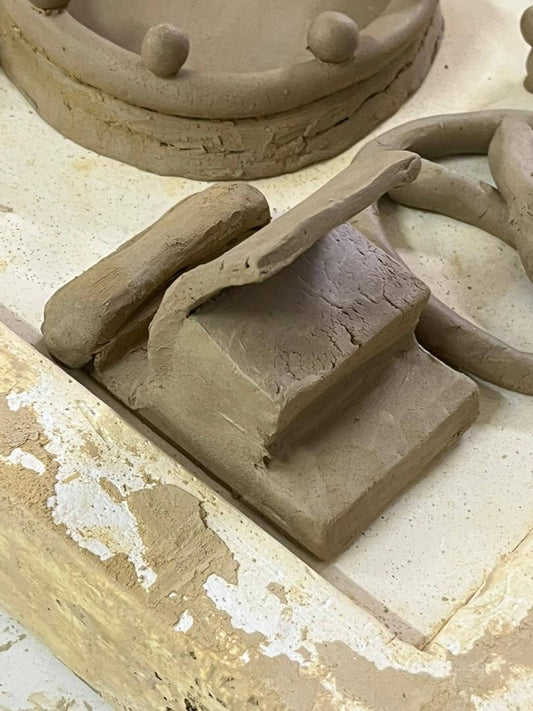 Pottery hand building class at RAAQUU
