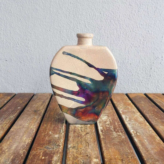RAAQUU Nozomu Vase: Embracing Serenity and Beauty in Raku Pottery - RAAQUU