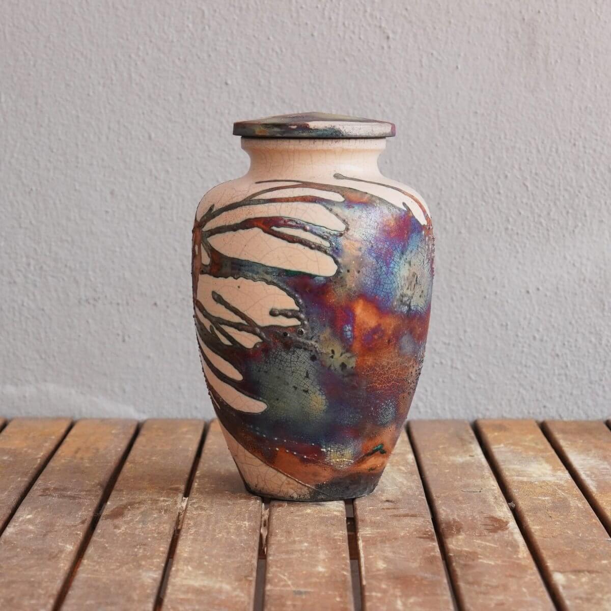 Urns