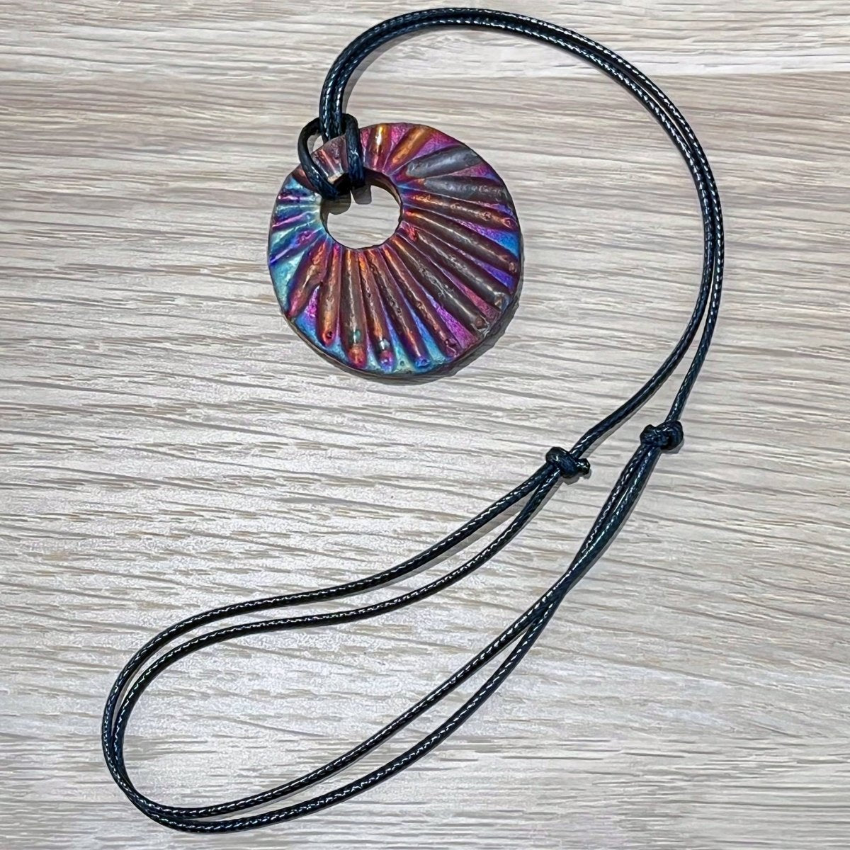 Kubi M018 Scalloped Circle Raku Pendant Necklace - Handmade gift for her - RAAQUU
