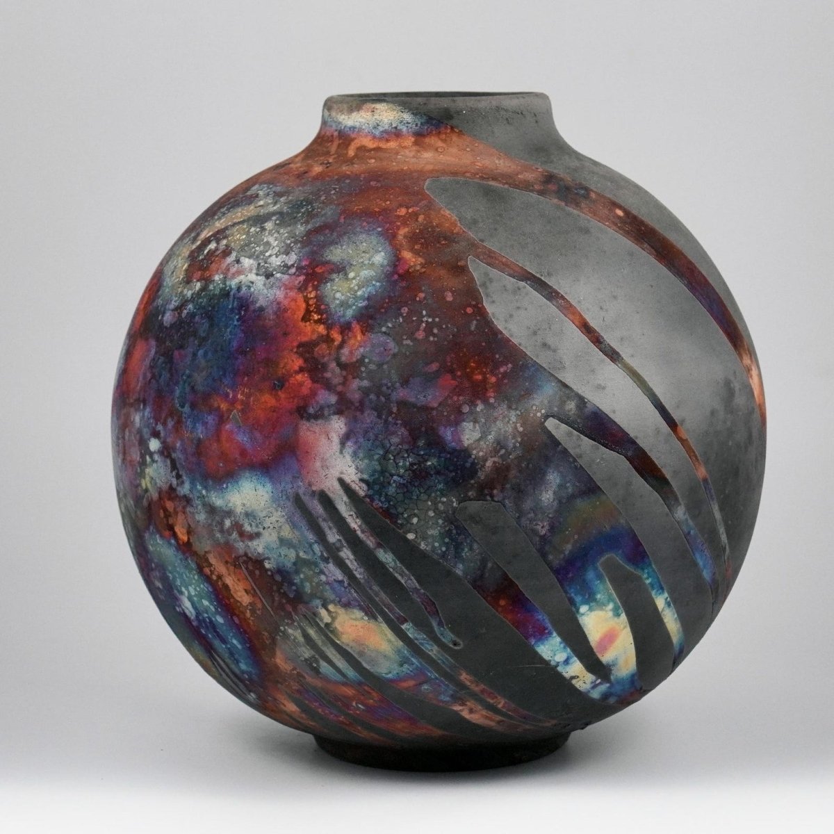 RAAQUU Large Globe Ceramic Vase Carbon Copper S/N0000765 11" Raku Pottery - RAAQUU