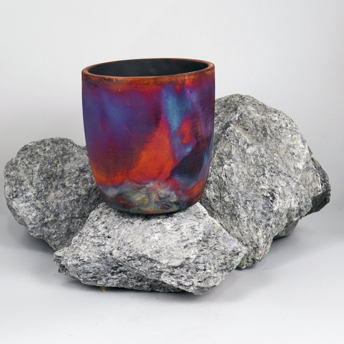Seicho - Ceramic Raku planter pot for Indoor plants - RAAQUU