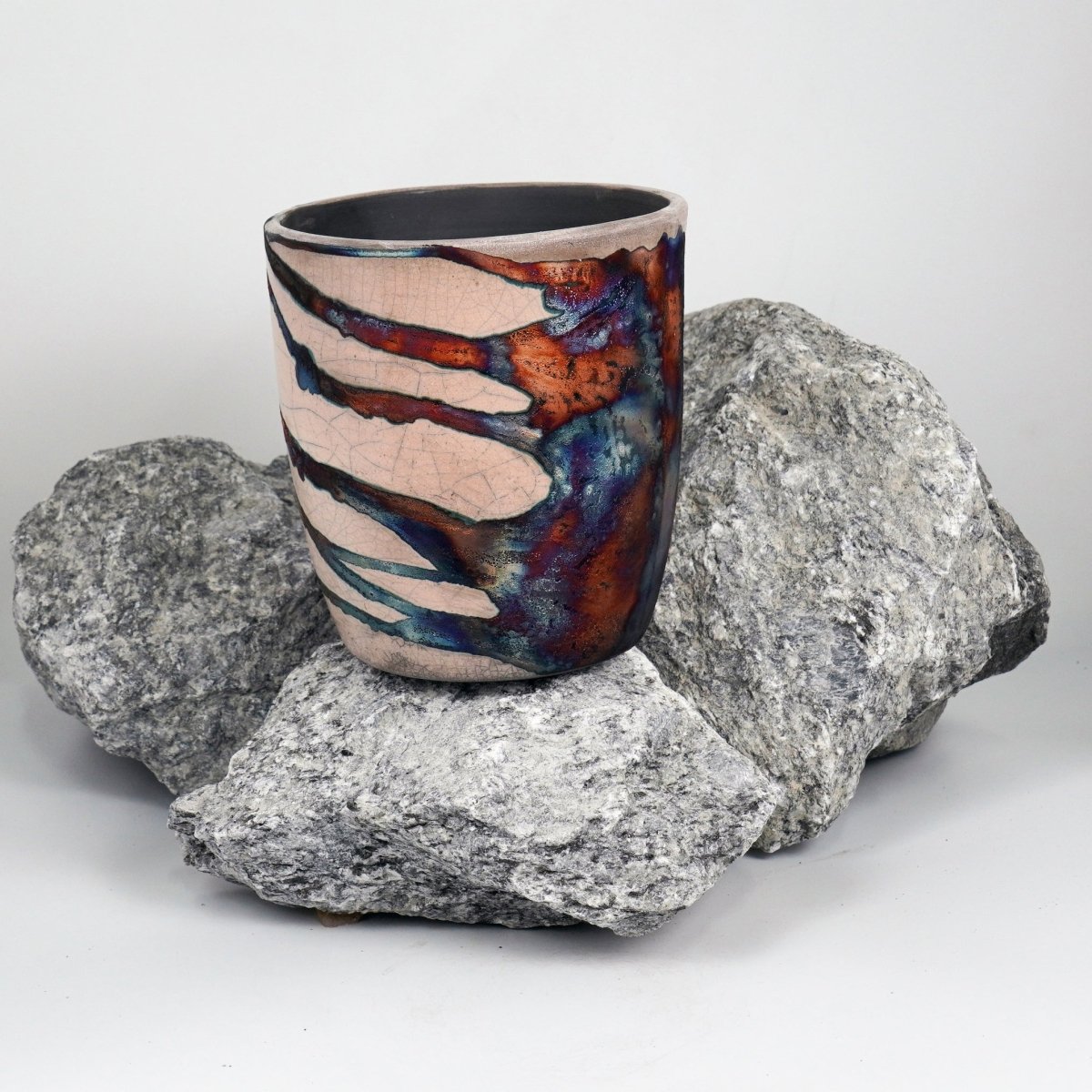 Seicho - Ceramic Raku planter pot for Indoor plants - RAAQUU
