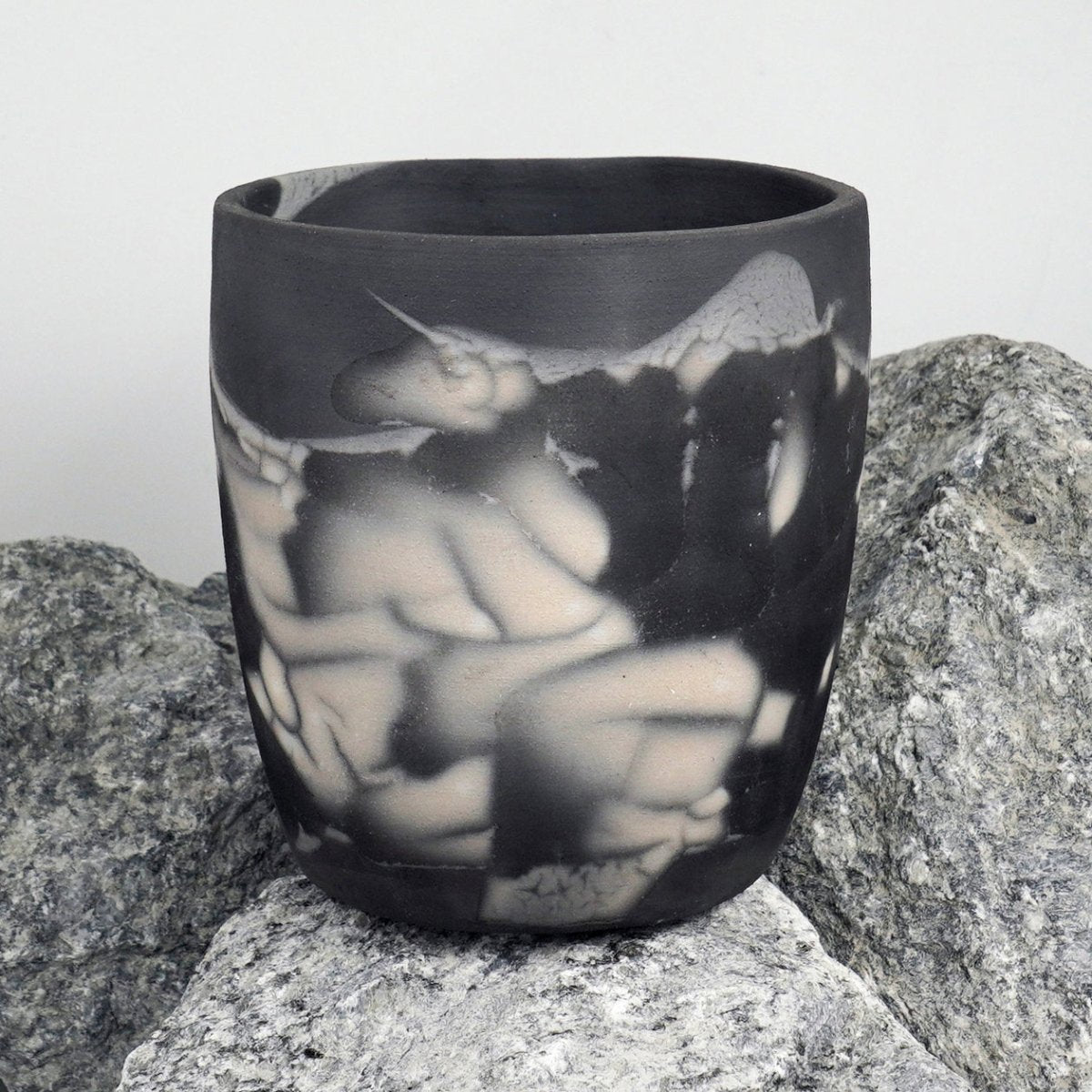 Seicho - Ceramic Raku planter pot for Indoor plants - RAAQUU