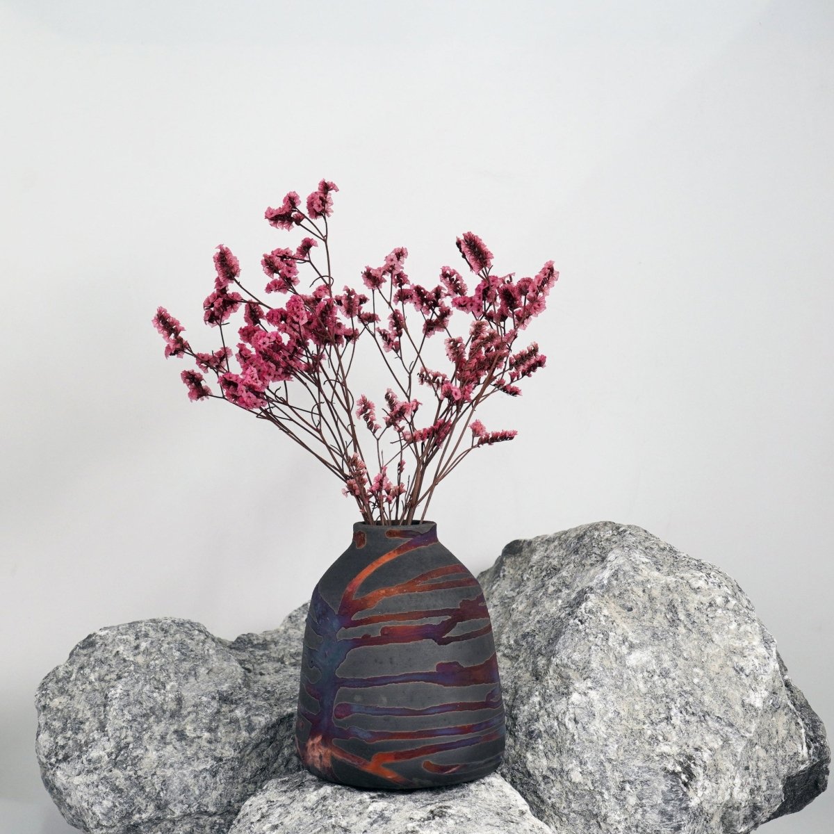 Suzu Ceramic Raku Pottery Vase - RAAQUU