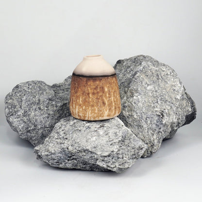 Suzu Ceramic Raku Pottery Vase - RAAQUU