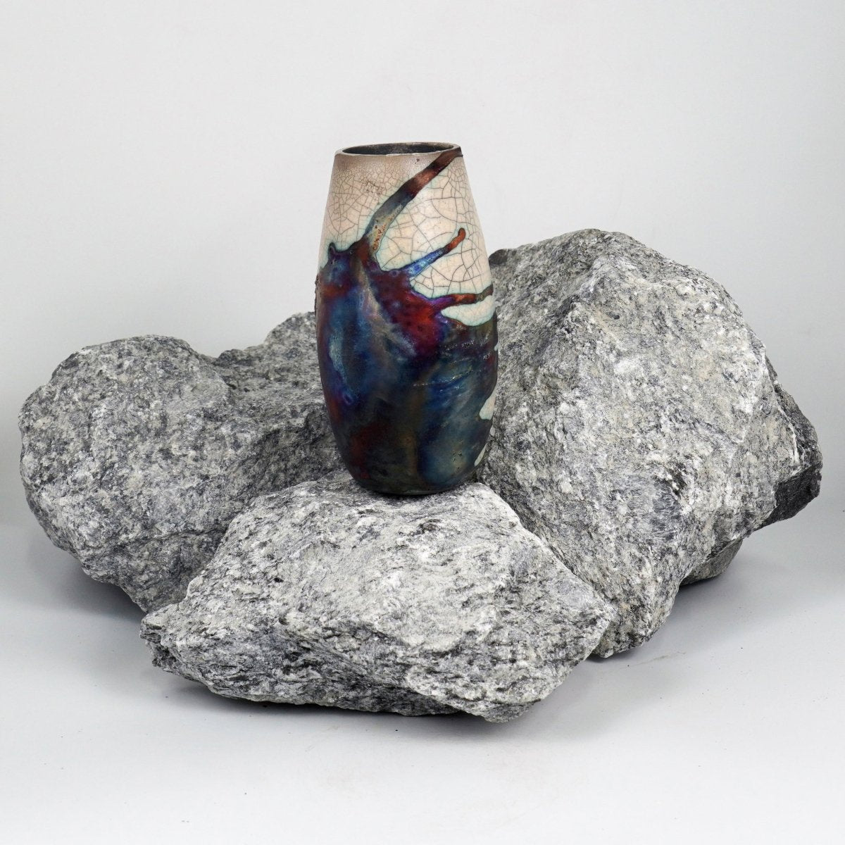 Tsuri Ceramic Raku Pottery Vase - RAAQUU