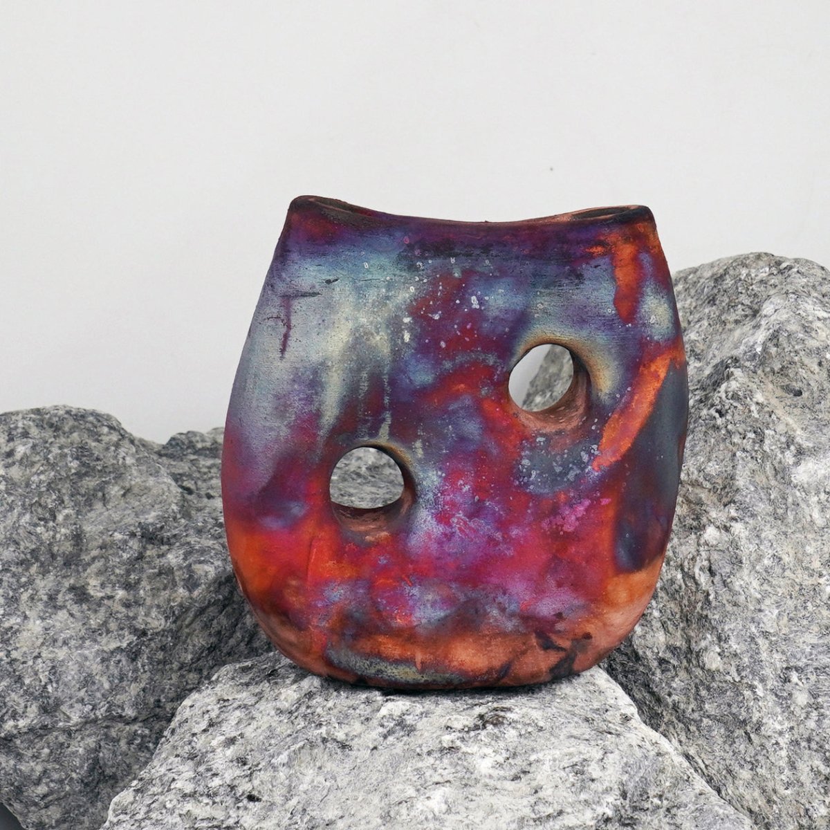 Umi Ceramic Raku Pottery Vase - RAAQUU